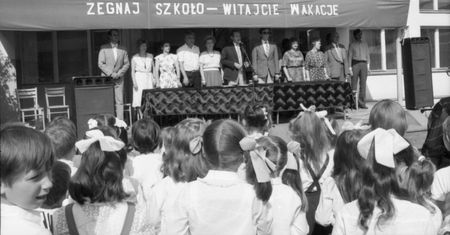 Zakończenie roku szkolnego w PRL. Pamiętacie jeszcze?