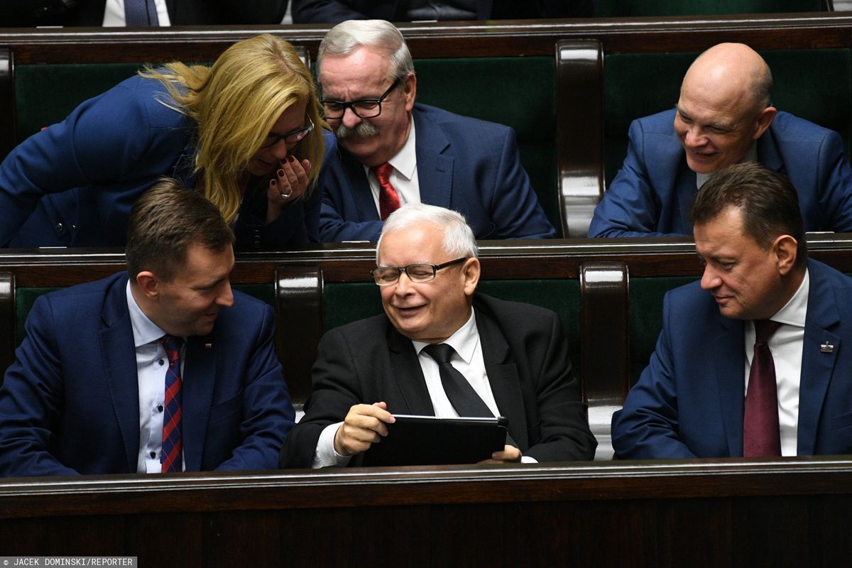 Najnowszy sondaż. Jarosław Kaczyński ma powody do zadowolenia?