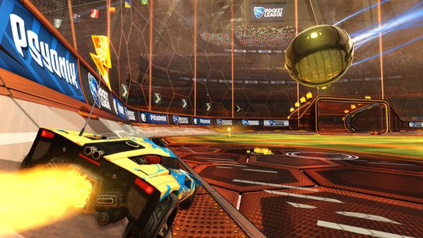 Zazdrościcie Rocket League grającym na PC i PS4? Gra &quot;na 100% trafi na inne platformy&quot;