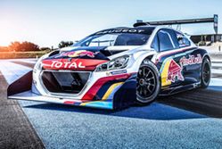 Sebastien Loeb testuje Peugeota 208 T16 przed Pikes Peak