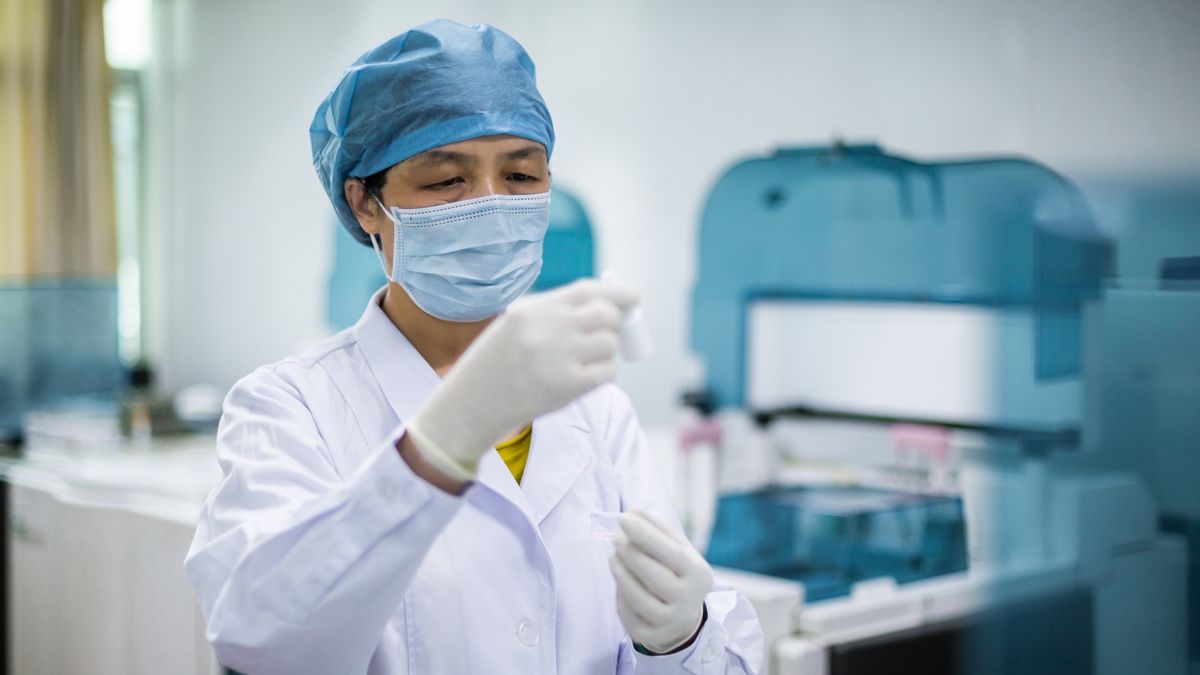 Pierwszy przypadek zakażenia człowieka wirusem ptasiej grypy H3N8. Zdj. ilustracyjne 