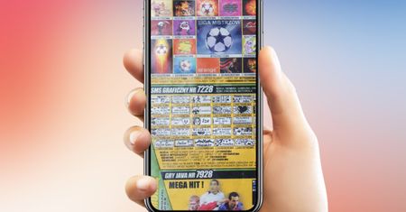 Jest rok 2018, a ja właśnie kupiłem tapetę na telefon wysyłając SMS-a za 4 zł + VAT