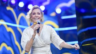 Jest seniorką, a ma figurę lepszą od niejednej nastolatki i 12 lat młodszego męża. Wulkan energii! Tak żyje Helena Vondráčková