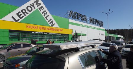 Leroy Merlin nie zamierza zrywać z Rosją. Polski oddział zabrał głos, zapomniał o jednym