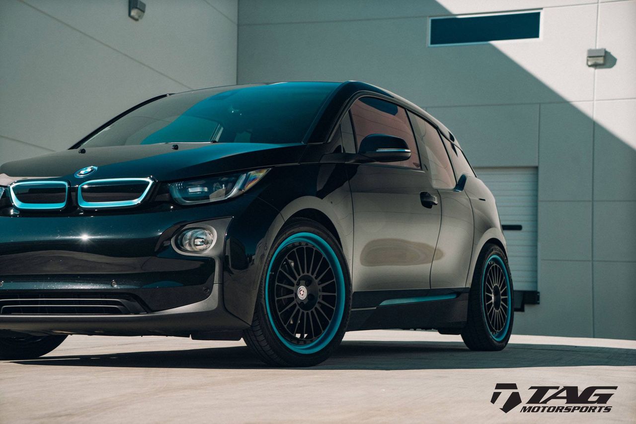 Wyjątkowe BMW i3. Po kołach odróżnisz hipstera od tunera