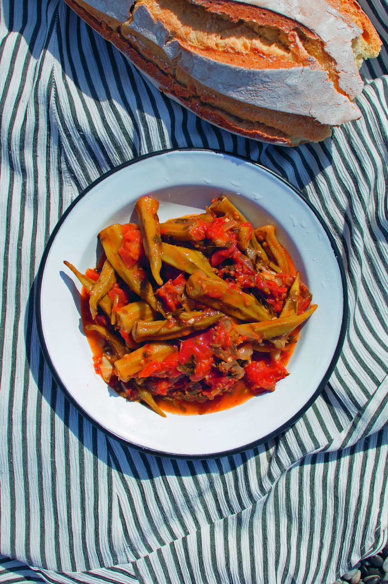Bammies – okra duszona z pomidorami