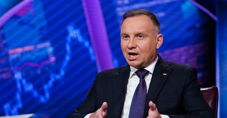 Dudę czeka kara? "Naruszył konstytucję na kilku etapach"