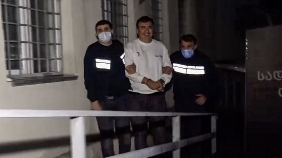 Saakaszwili w więzieniu. Rozpoczyna głodówkę i pisze list do wyborców 