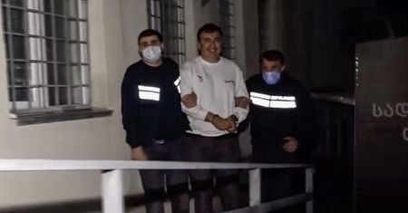 Saakaszwili w więzieniu. Rozpoczyna głodówkę i pisze list do wyborców