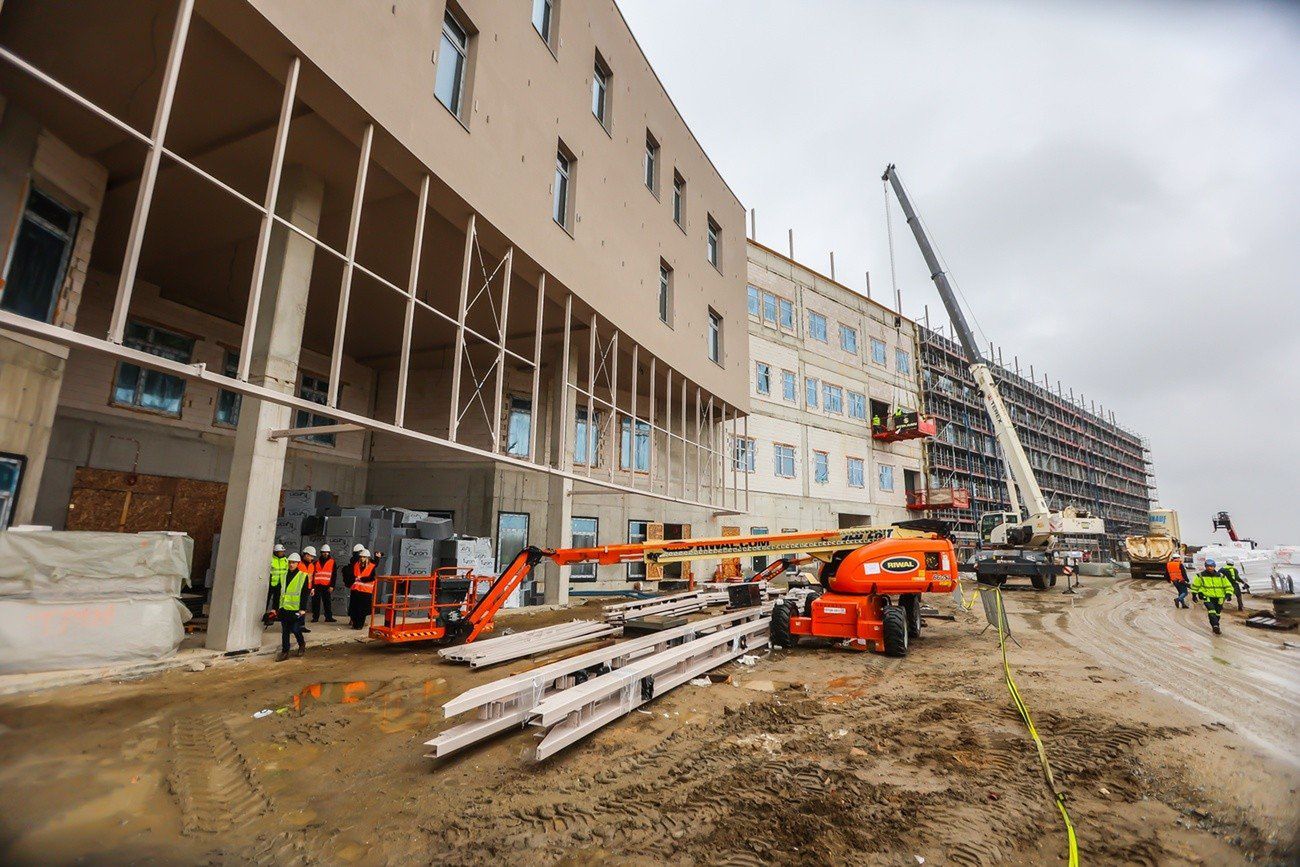 Budowa wyprzedza zaplanowany harmonogram o cztery miesiące.