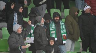 Tak było na trybunach na meczu Olimpia Grudziądz - Unia Skierniewice. Mamy zdjęcia kibiców