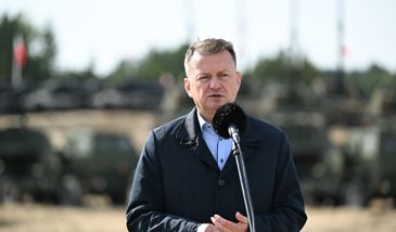 Narada ministrów obrony. Błaszczaka nie było. "Kompletny upadek"