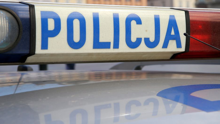 Warszawa. Policjantów wezwali zaniepokojeni sąsiedzi.