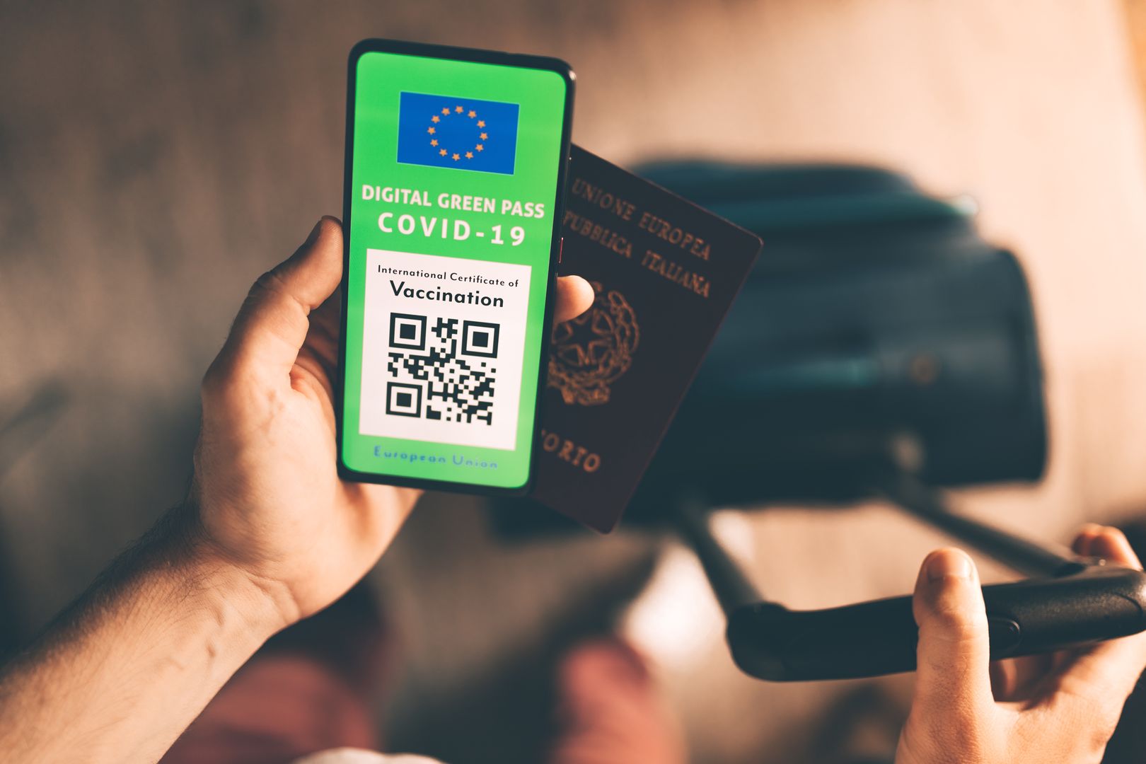 Paszport covidowy. Jak działa Unijny Certyfikat Covid?