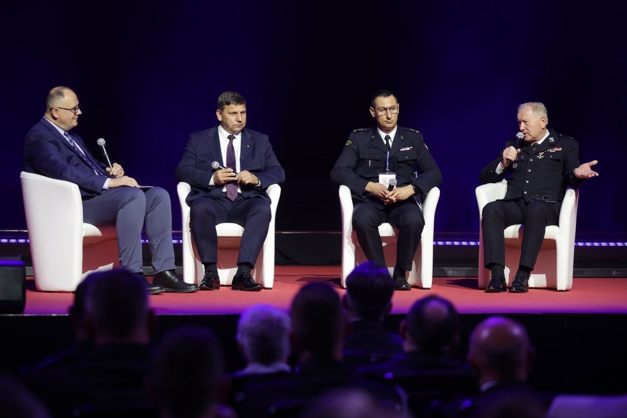 Jaka jest rola Państwowych i Ochotniczych Straży Pożarnych we współczesnym systemie obrony cywilnej u progu "Wojny Hybrydowej"?