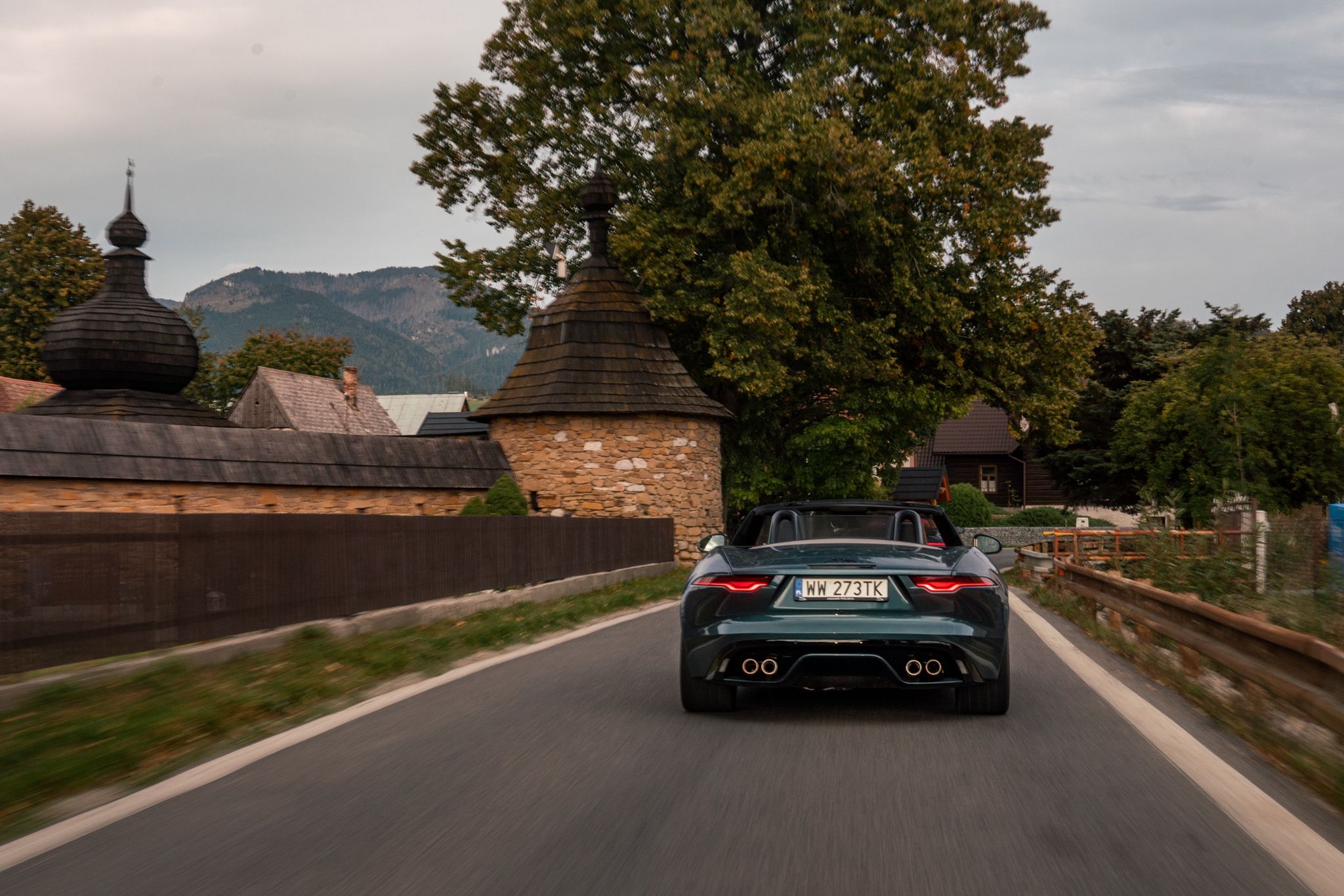 Jaguar F-Type P450