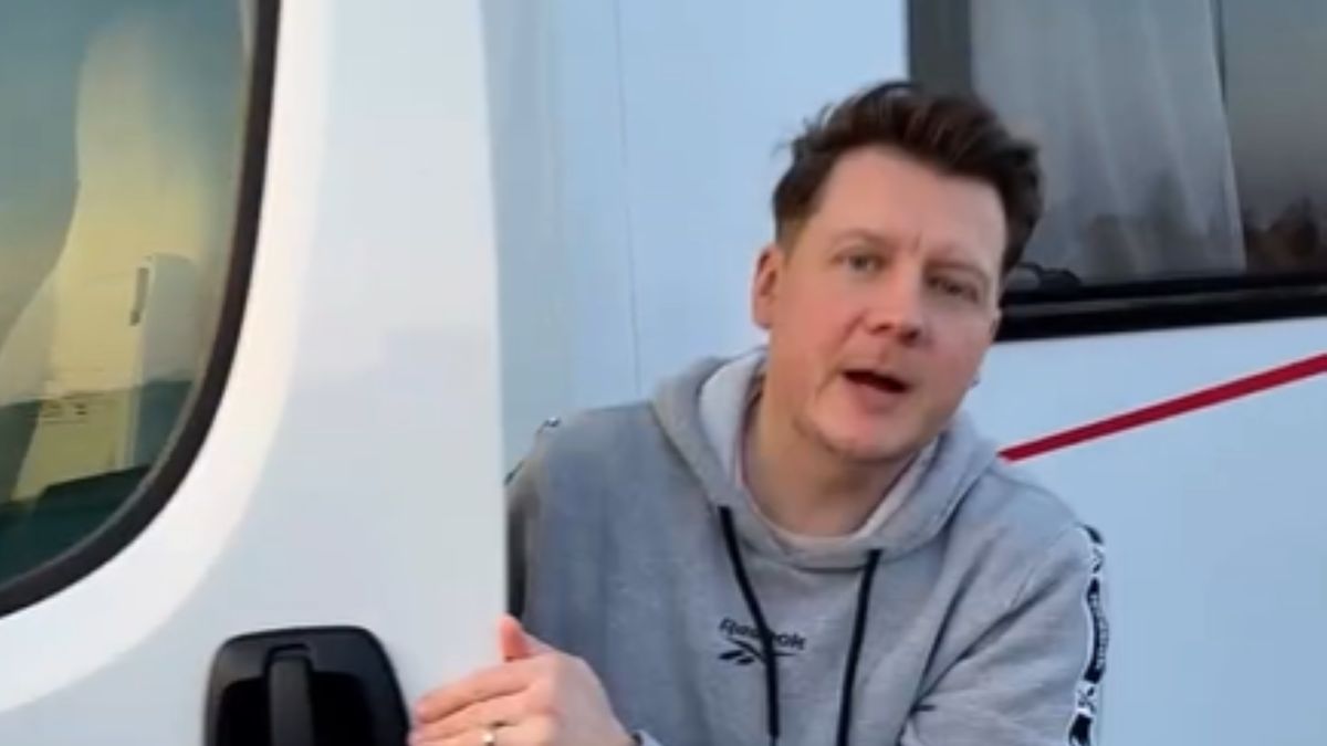 Jakub Tolak opowiada o życiu w kamperze