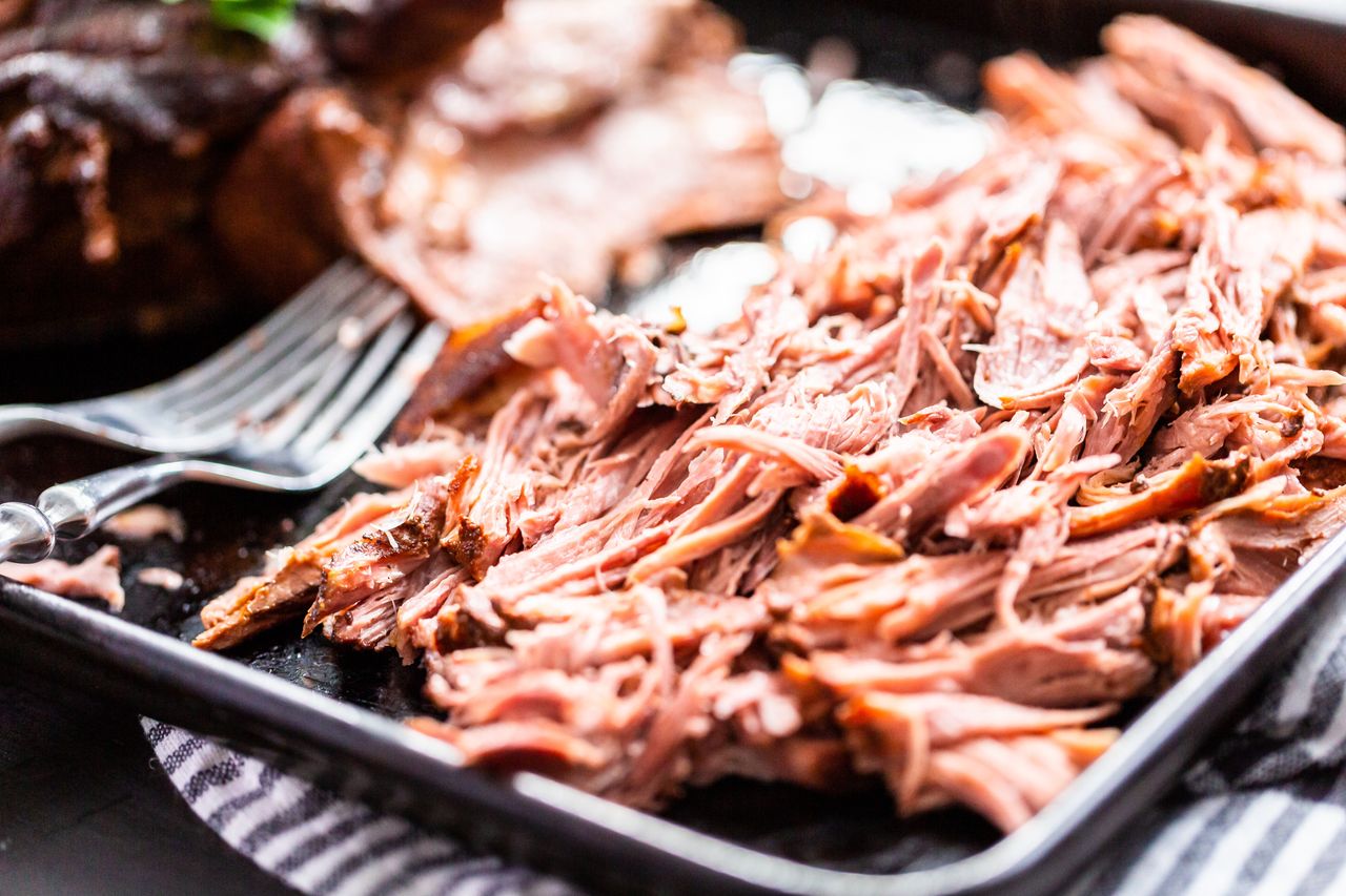 Pulled pork: Your go-to for sandwiches, snacks, and pasta