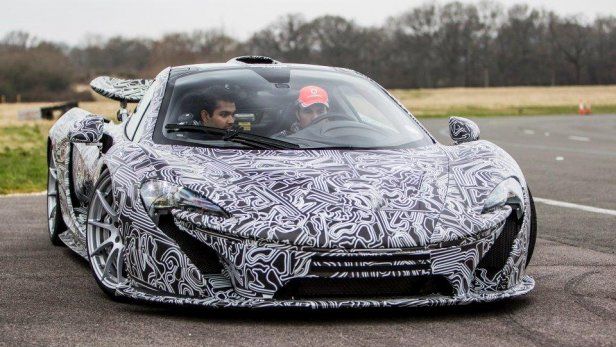 Sergio Perez i McLaren P1