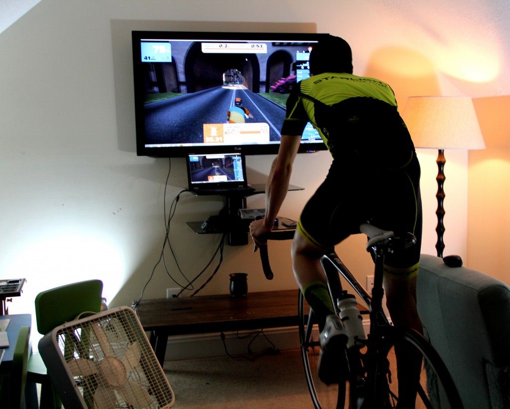 Zwift - trening jako gra MMO. Z tą technologią ćwiczysz dłużej i wytrwalej 4