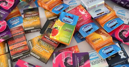 Farmaceuta odmówi sprzedaży prezerwatywy? Większej bzdury dziś nie przeczytacie