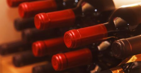Hepatolog wskazuje najmniej szkodliwy alkohol. Ten grzech wątroba ci wybaczy