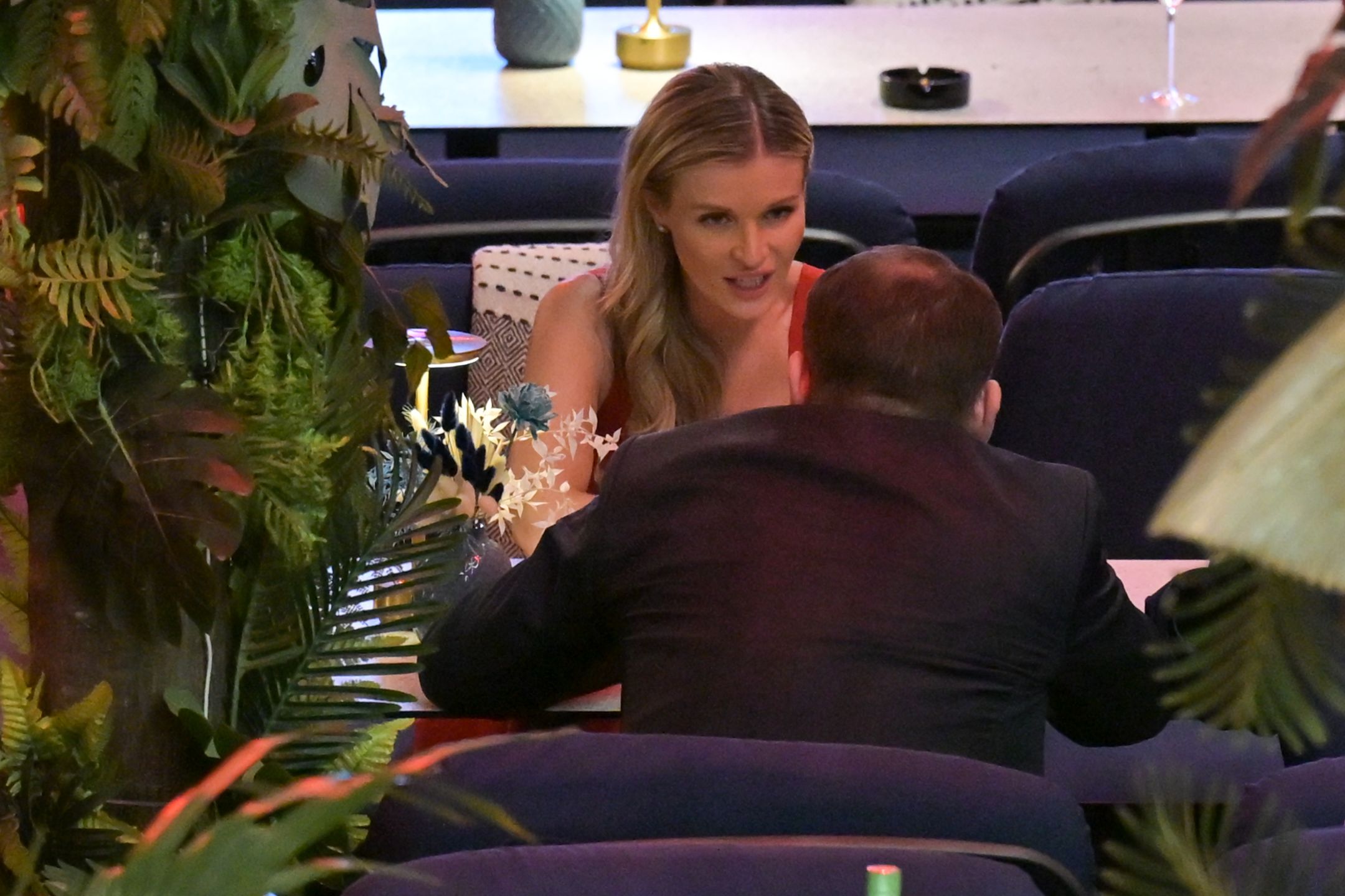 Joanna Krupa i Dominik Tarczyński w restauracji
