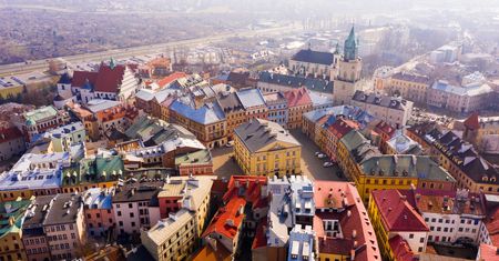 Pogoda w Lublinie. Prognoza na niedzielę 2 listopada. Mgły i umiarkowane zachmurzenie