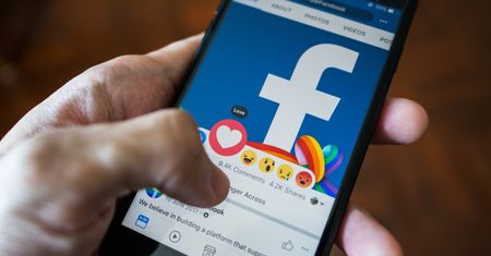 Facebook wprowadza "tryb cichy". W prosty sposób dostosujesz powiadomienia