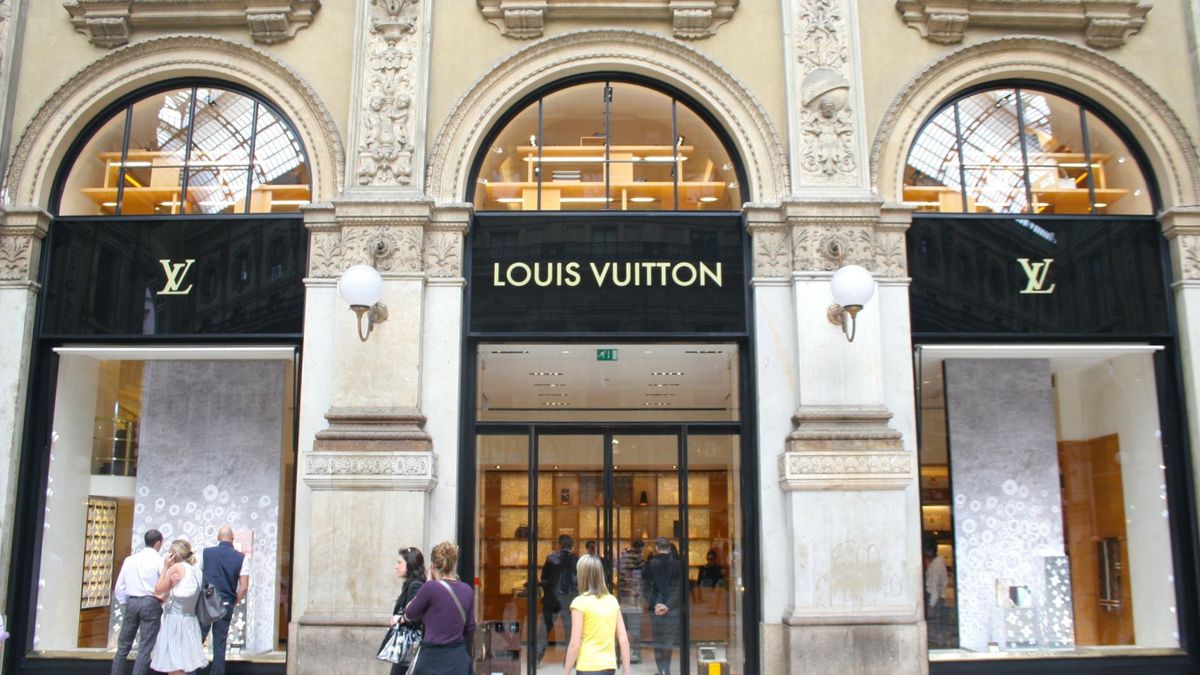 Miniaturowa torebka "Louis Vuitton" została sprzedana za ok. 260 tys. zł