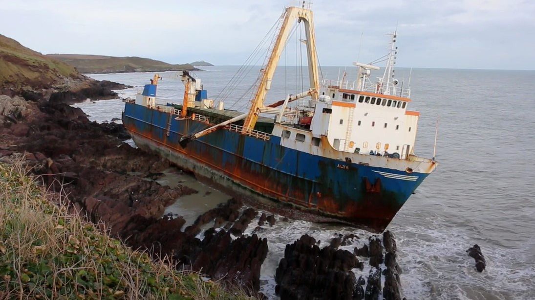Statek widmo przydryfował do Cork w zeszłym roku
