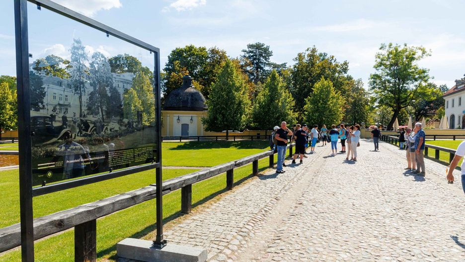 Do 28 września w różnych punktach miasta można oglądać wystawę plenerową &#34;Przeszłość oczami teraźniejszości. Białystok &#39;39&#34;