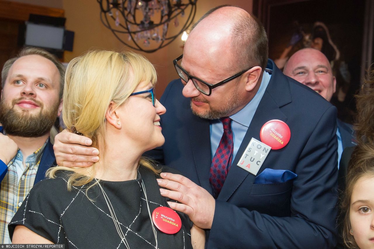 Magdalena Adamowicz podarowała szwagrowi wyjątkowy prezent. Wybierała go jeszcze z mężem...