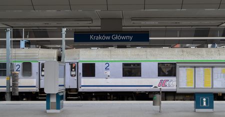 Kolej na trasę Lębork-Słupsk. Postępy prac przy modernizacji linii 202 Słupsk-Lębork. "Docelowo pociągi pojadą do 200 km/h.""