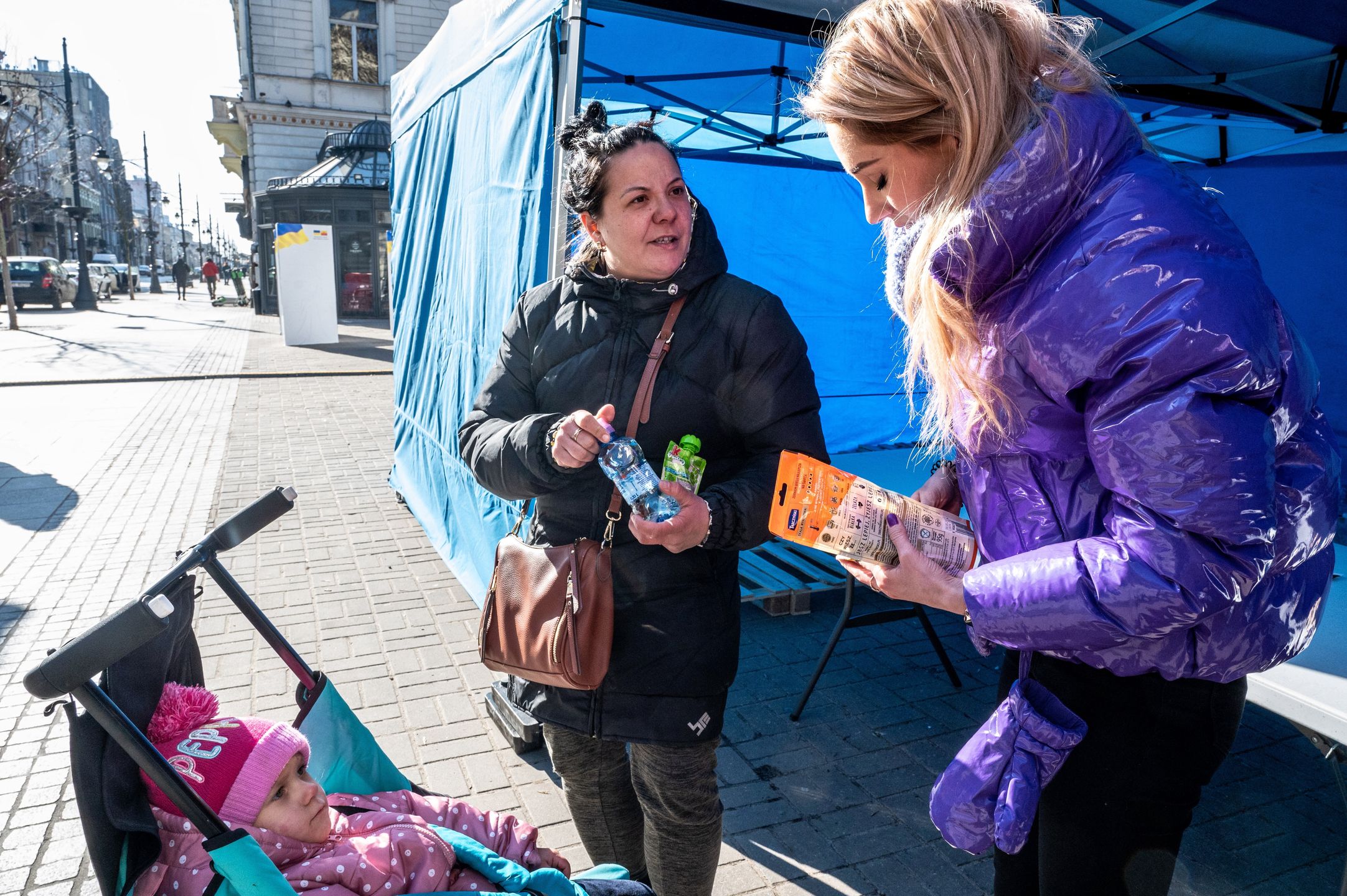 Punkt pomocowy dla uchodźców w Łodzi. Jak wygląda przyjmowanie uchodźców w Polsce.