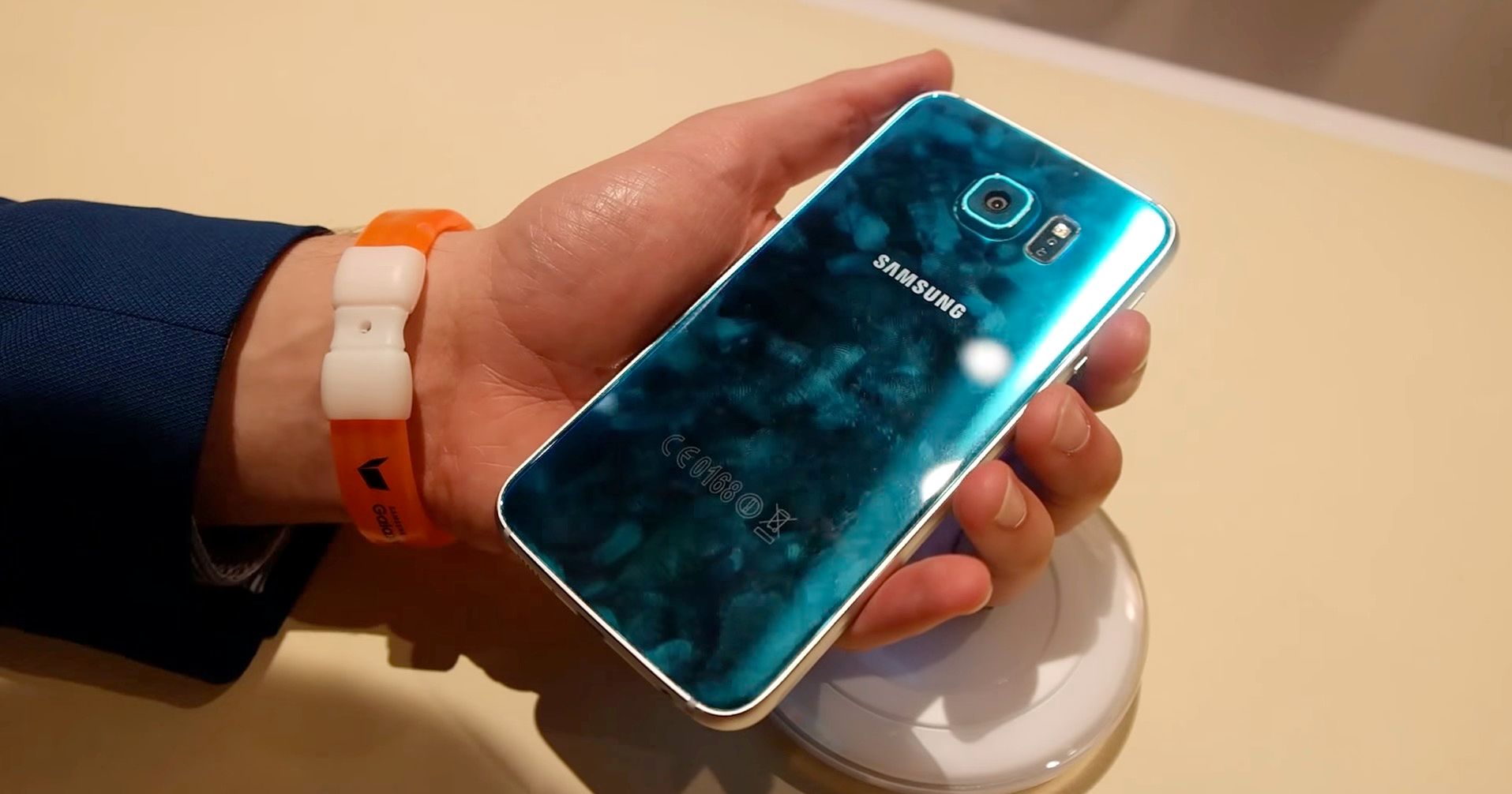 Tydzień w krzywym zwierciadle: smartcebula i dramat użytkowników One'a (M8) 3