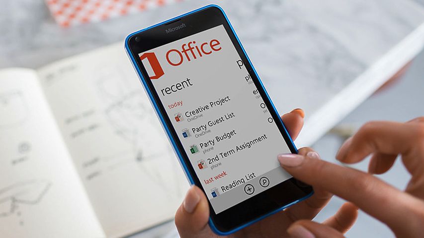 Do Lumii 640 i 640 XL Microsoft dokłada Office'a 365, 1 TB w chmurze i darmowe połączenia przez Skype'a 1