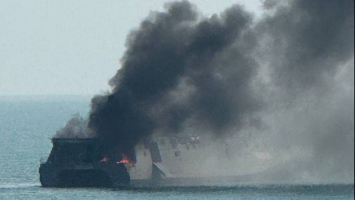 Irańska korweta IRIS Shahid Sayyad Shirazi