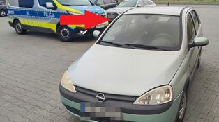 59-latek zasnął za kierownicą pod sklepem. Miał prawie 2,5 promila i zakaz prowadzenia