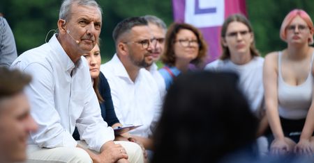 Przemysław "Czarnek bagatelizuje, ironizuje fakty". Broniarz punktuje ministra