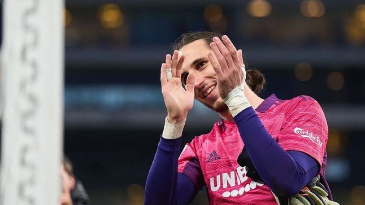 Kamil Grabara rozgrywa świetny sezon (screen, Instagram)