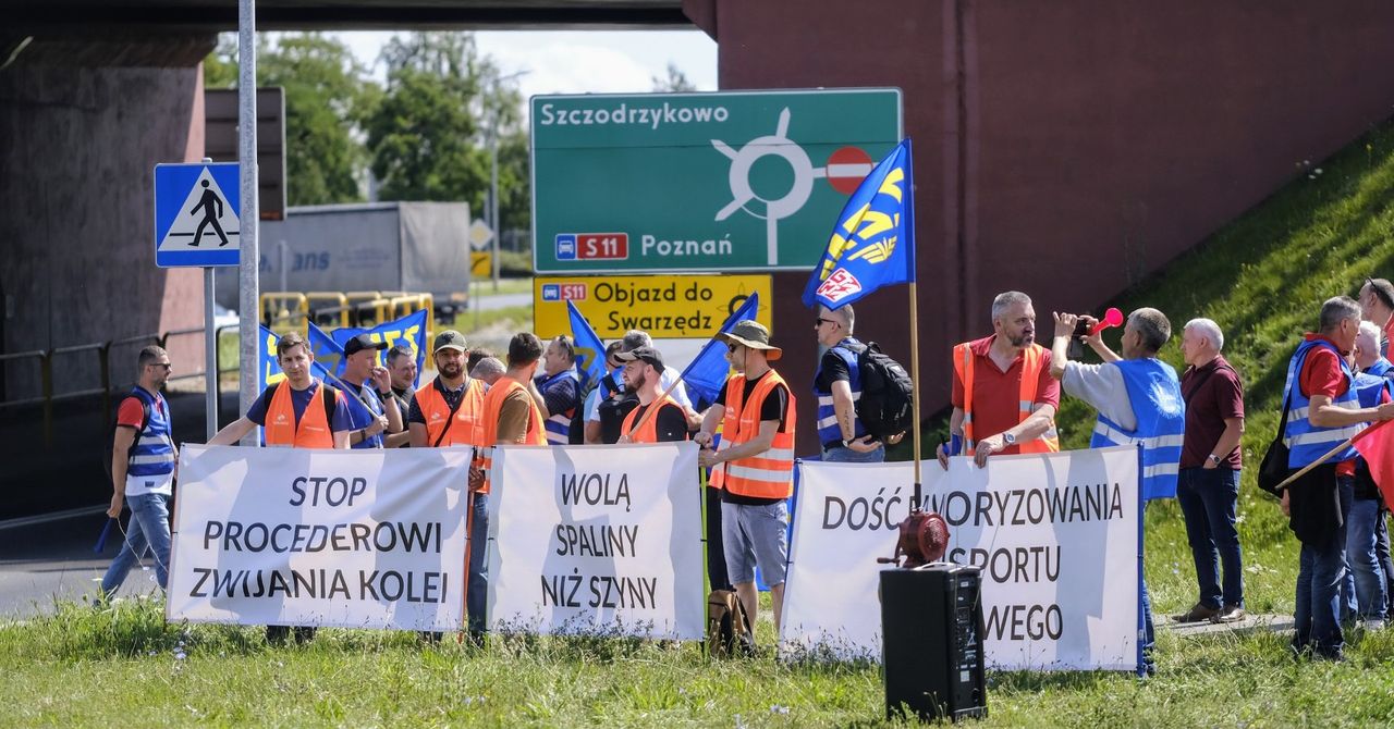 Gądki: Bunt podczas protestu. Nie chcą grupowych zwolnień i niższych płac