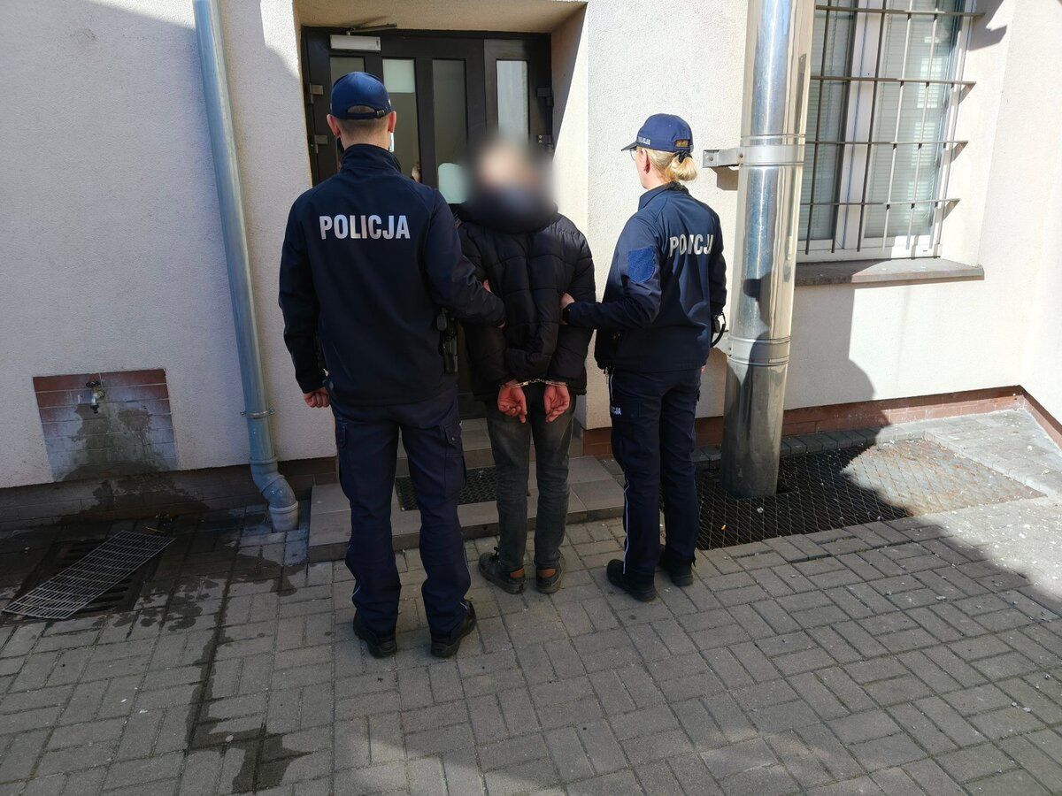 "Wyzwanie" w lesie o krok od tragedii – 23-latka zostawili nago w nocy przy zerze