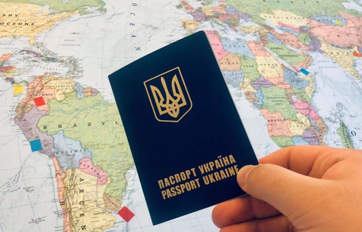 Український паспорт. Що робити, якщо загубили документ у Польщі? 