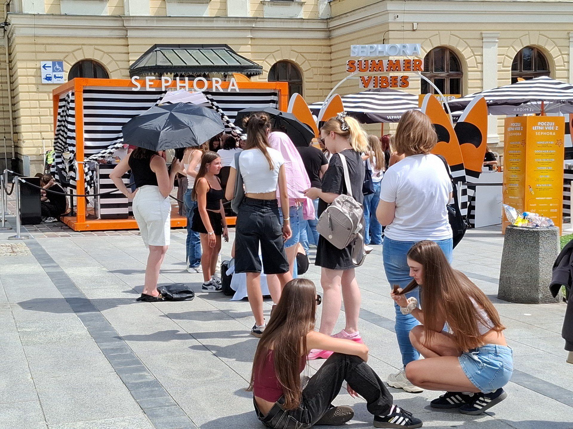 01.08.2025/Sephora Beauty Bus, Kraków, drogeria, akcja, Sephora