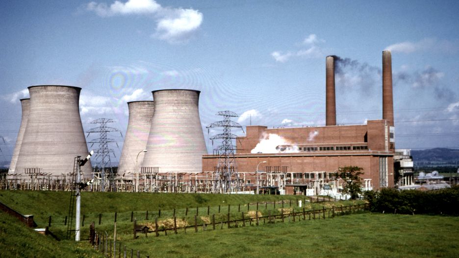 Kryzys energetyczny odbije się w nadchodzących latach na budżetach domowych i na gospodarkach 