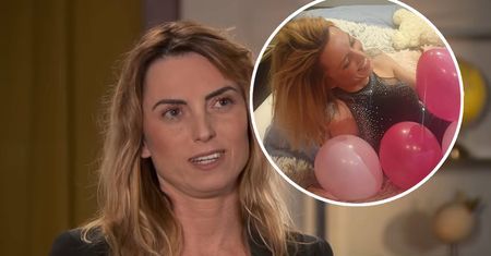 Anna z "Rolnik szuka żony" w króciutkiej mini. Kusi na łóżku wśród balonów