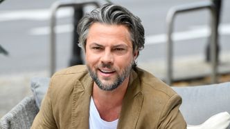 Olivier Janiak pokazał zdjęcie z SYNAMI i zszokował internautów: "Ile wzrostu ma najstarszy?!"