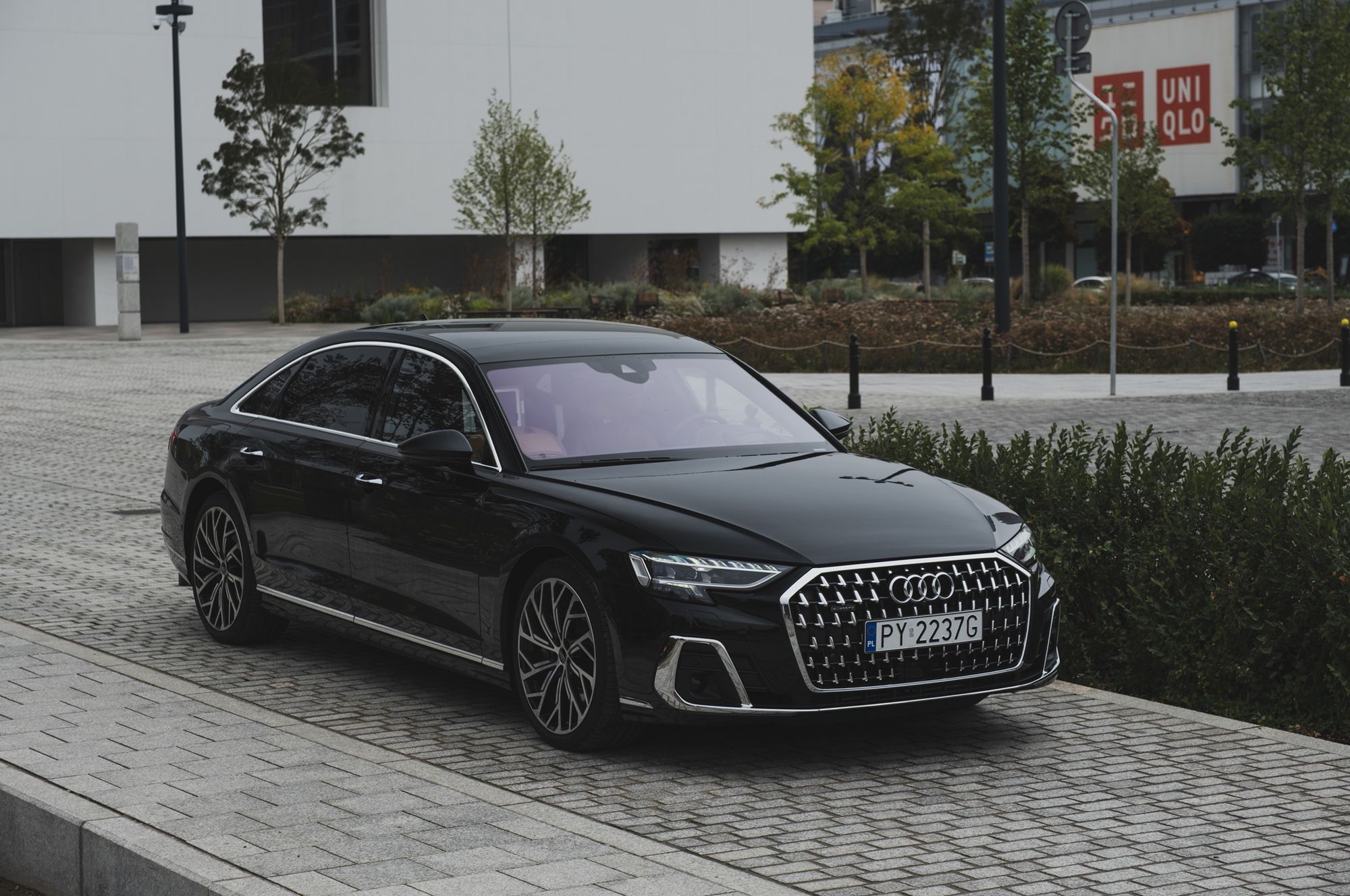 Audi A8 L 60 TFSI e Quattro (2025)