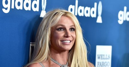 Britney Spears wierzy w moc kryształów. Modli się z nimi